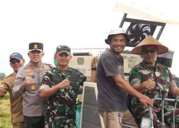 Kapolres Banyuasin Amankan Panen Raya Menko Pangan RI di Tanjung Lago, Dorong Ketahanan Pangan Nasional