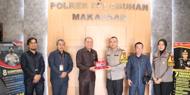 Perkuat Sinergitas, Kapolres Pelabuhan Makassar Sambut Hangat Kunjungan Ketua Pengadilan Negeri Makassar”Rabu,15 januari 2024