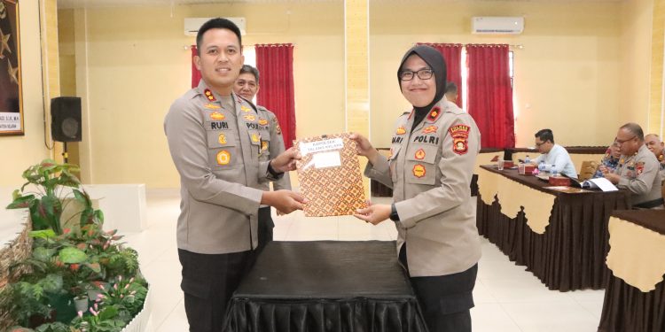 Polres Banyuasin Sosialisasi DIPA RKA- KL dan Penandatanganan Pakta Integritas TA 2025