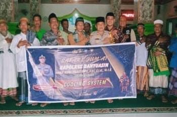 Wakili Kapolres Banyuasin, Kapolsek Makarti Jaya Melaksanakan Jum’at Curhat