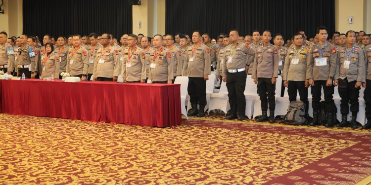 Penandatanganan Pakta Integritas Panitia dan Peserta Seleksi Terpadu PKN II, SPPK, SEPIMMA Polri Angkatan ke-73 dan 74 Tahun Anggaran 2025