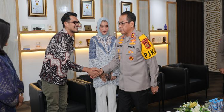 Kapolda Sumsel Terima Audiensi Serta Silaturahmi Dari PT. Garuda Indonesia (Persero) Palembang