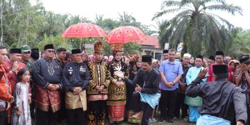 Silaturrahmi Bersama Tokoh Masyarakat Sekecamatan Nalo Tantan, Kapolres Merangin Mendapat Penganugrahan Penyematan Gelar Kehormatan Adat