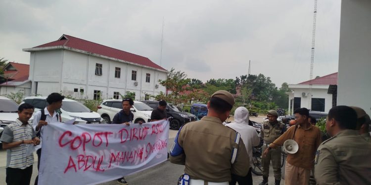 Pelayanan di RSUD Hams Kisaran diduga Tak Layak, DPP PENA Sumut Demo Bupati.
