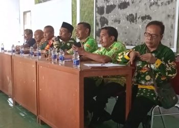 Warga Desa Tempuran Geruduk Kantor Balai Desa, Tuntut Audit Dana Desa