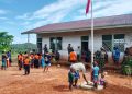 Peduli Kesehatan Warga dan Siswa Perbatasan, Satgas Yonif 144/JY Berikan Extrafooding dan Pelayanan Kesehatan Gratis