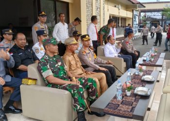 Dandim 0420/Sarko Letkol Inf Suyono, S.Sos, Hadir Dalam Apel Gelar Pasukan Operasi Keselamatan Siginjai 2025 di Lapangan Polres Merangin