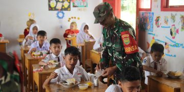 Melalui Program Dapur Masuk Sekolah, Kodim 0423/Bengkulu Utara Ikut Dukung Program Makan Bergizi.
