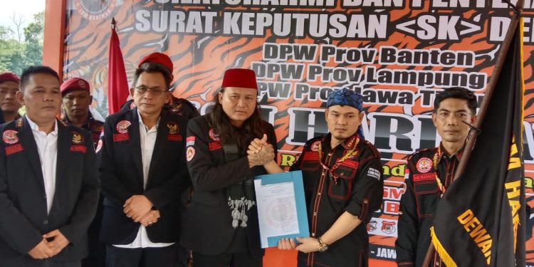 Selamat Atas DPW Banten LSM Harimau Menerima SK Definitif DPP LSM Harimau Serahkan SK Definitif Kepada 3 Ketua DPW LSM Harimau Berjalan Dengan Lancar