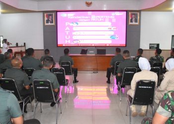 Kendalikan Hipertensi Dengan PATUH, Prajurit dan PNS Korem 044/Gapo Ikuti Penyuluhan Kesehatan