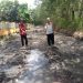 Rusak Parah akses jalan Warga Dusun II Desa Sukamenang Gelumbang Muara Enim Terisolir