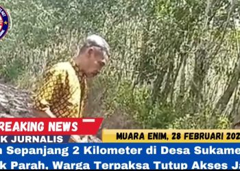 Jalan Sepanjang 2 Kilometer di Desa Sukamenang Rusak Parah, Warga Terpaksa Tutup Akses Jalan