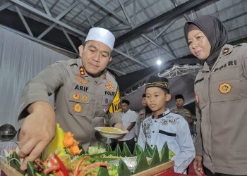 Nikmat Ramadhan : Kapolres Blitar Gelar Buka Puasa Bersama Anak Yatim