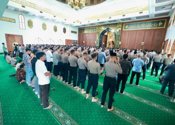 Polda Jatim Gelar Shalat Gaib Wujud Empati Atas Gugurnya 3 Anggota Dalam Tugas di Way Kanan Lampung