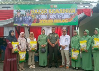 Bazar Ramadhan Kodim 0420/Sarko, Dalam Rangka Menyambut Hari Raya Idul Fitri 1446 H TH 2025, Menjadi Wujud Nyata TNI Selalu Dengan Masyarakat, Bazar Ramadhan Berlangsung Meriah