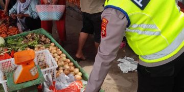 Polsek Pedamaran Atur Lalu Lintas di H-1 Idul Fitri, Masyarakat Diimbau Tertib Berkendara
