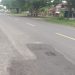 Kualitas Perbaikan Jalan Diduga Asal Jadi, Baru 3 Hari di Tampal Sudah Berlobang Lagi