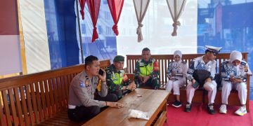 Babinsa Bersama Instansi Terkait Laksanakan Pengamanan Di Pos Pam Mudik Lebaran Idul Fitri 1446 H 2025 M