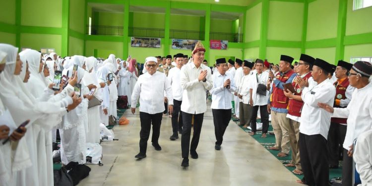 Sebanyak 495 Calon Jema’ah Haji OKI Ikut Manasik, Bupati Muchendi Minta Doa untuk Kemajuan Daerah OKI