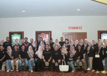 Polres Wajo Gelar Nobar “Sayap-Sayap Patah 2” Olivia Bersama Bhayangkari, Komunitas dan Masyarakat di Sallo Mall Sengkang