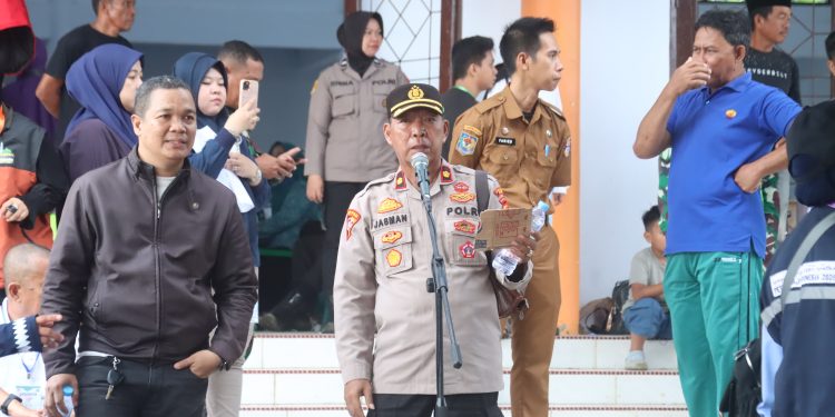 Polres Wajo Amankan Pelepasan Keberangkatan Jama’ah Calon Haji Kloter 37