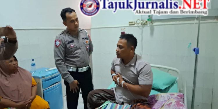 Kecelakaan di Aengsareh, Petugas Dishub Terluka Saat Atur Lalu Lintas Pasar Hewan