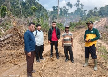 Utusan Dirjen Pusat Perakitan dan Modernisasi Peternakan dan Kesehatan Hewan Kementerian Pertanian Ri Merupakan PJ Ketua Swasembada Propinsi Aceh.Santosa. Berkunjung Ke Poktan Musarajadi dan Poktan Singah Mata. Aceh timur.