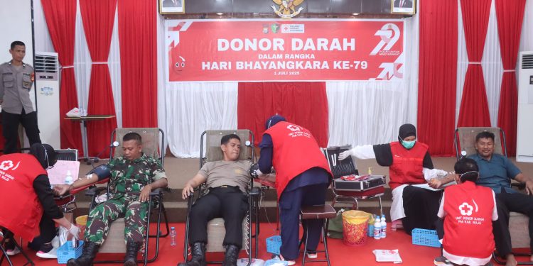 Aksi Kemanusiaan Polres Wajo: Donor Darah Bersama PMI Sambut Hari Bhayangkar ke-79