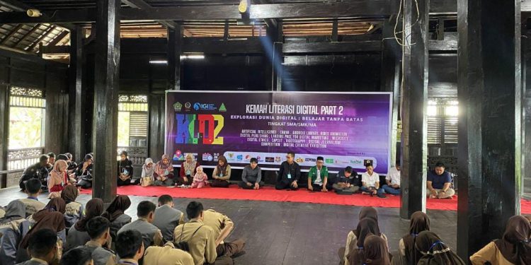 Ikatan Guru Indonesia (IGI) Kabupaten Wajo Berkolaborasi dengan GP Ansor Gelar Kemah Literasi Digital