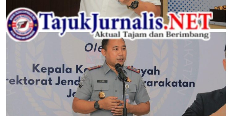 Lapas Sidoarjo Terima Pengarahan dan Penguatan Pembangunan Zona Integritas menuju wilayah bebas dari korupsi dan wilayah birokrasi bersih dan melayani dari Kakanwil direktorat jenderal Imigrasi dan Pemasyarakatan Jawa Timur