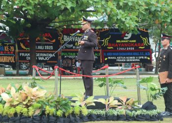 Polres Wajo Gelar Upacara Peringatan Hari Bhayangkara ke-79, Kapolres Bacakan Amanat Kapolda Sulsel