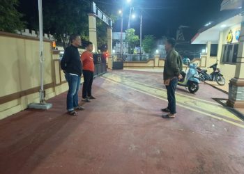 Wujudkan Kamtibmas Kondusif, Polsek Tempe Laksanakan Patroli Blue Light