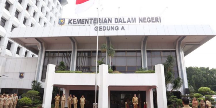 LHP Inspektorat Terbit, Kades Tak Dicopot: Warga Lampuara Desak Pemerintah Pusat Turun Tangan