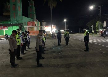 Bawa Badik Saat Berkendara, Dua Pemuda Diamankan Personel Polres Wajo di Hari ke-11 Ops Patuh Pallawa