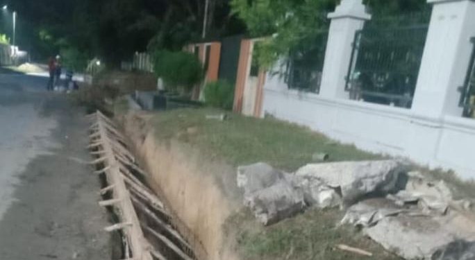 Diduga Disebabkan Aktifitas Proyek Siring, Saluran Jargas Rumah Tangga Desa Payabakal Gelumbang Alami Putus