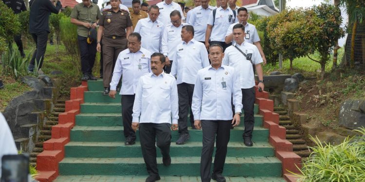 Menteri Imigrasi dan Pemasyarakatan Lakukan Kunjungan Kerja pada Sarana Asimilasi Edukasi L’Sima Ngajum, Kontribusi Nyata Pemasyarakatan Jawa Timur !
