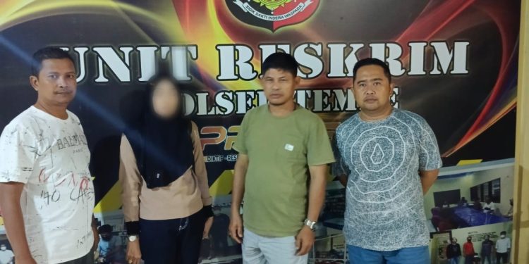 Tim Unit Reskrim Polsek Tempe, Berhasil Mengungkap Dan Membekuk Pelaku Residivis Kasus Penipuan Dan Penggelapan Yang Berasal Dari Jawa Barat
