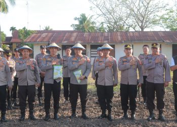 Kapolres Wajo Pimpin Langsung Penanaman Jagung untuk Ketahanan Pangan Nasional