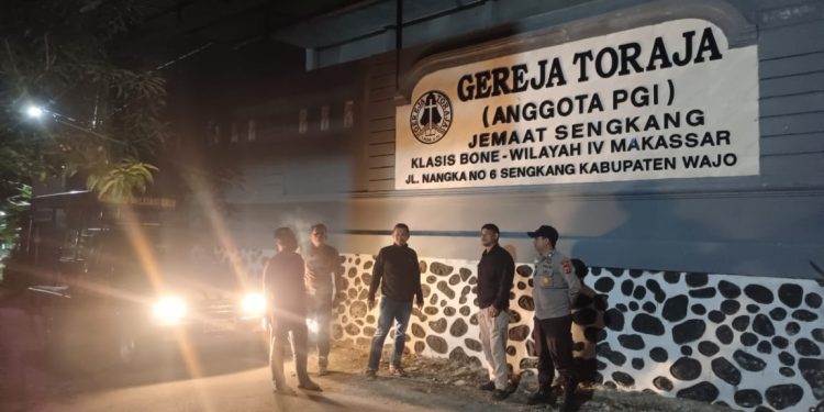 Polsek Tempe Gelar Patroli Biru, Ajak Warga Bersama Jaga Kamtibmas
