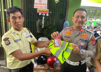 HUT Lalu Lintas, Polres Wajo Perkuat Edukasi Keselamatan di Sekolah Lewat Upacara Bersama SMAN 7