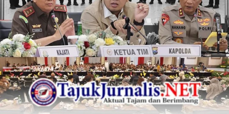 Evaluasi Pelaksanaan KUHAP, Kajati Jatim Hadiri Rapat Kerja Komisi III DPR RI di Mapolda Jatim 