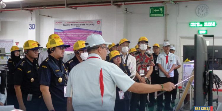 Dukung Percepatan Logistik, Bea Cukai Tetapkan Delapan Perusahaan di Bawah Pengawasan Bea Cukai Bekasi sebagai AEO