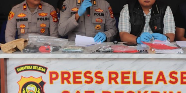 Polres Muara Enim Ungkap Kasus Dugaan Tindak Pidana Korupsi Dana Desa Darmo Kasih