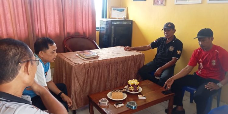 Sinergi Personel Polsek Pitumpanua dan Masyarakat Wujudkan Keamanan yang Kondusif