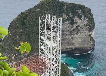 Proyek Lift Kaca Nusa Penida Kian Memanas, Investor dan Pemerintah Saling Ancam Pidana