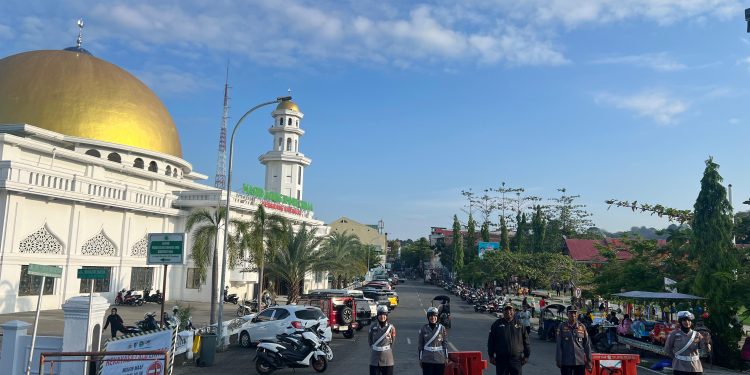 Ciptakan Pagi Tertib dan Ceria, Sat Lantas Polres Wajo Kawal Car Free Day di Sengkang