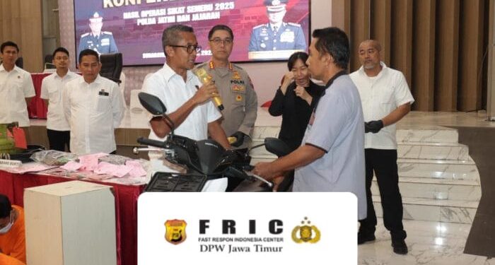 Polda Jatim Kembalikan Motor kepada Pemiliknya Usai Ditemukan Saat Operasi Sikat Semeru 2025
