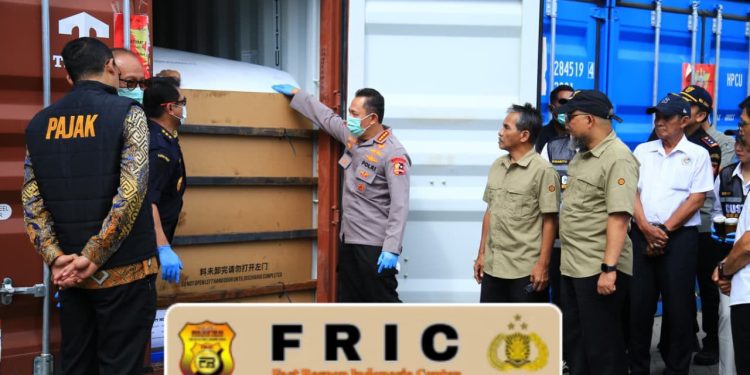 Temukan Pelanggaran Ekspor Produk CPO, Kapolri: Perintah Presiden Kurangi Kerugian Negara!