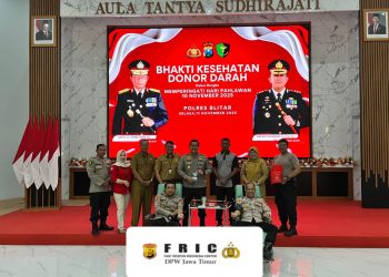 Polres Blitar Wujudkan Semangat Kemanusiaan Melalui Bhakti Kesehatan Donor Darah Hari Pahlawan 10 November 2025