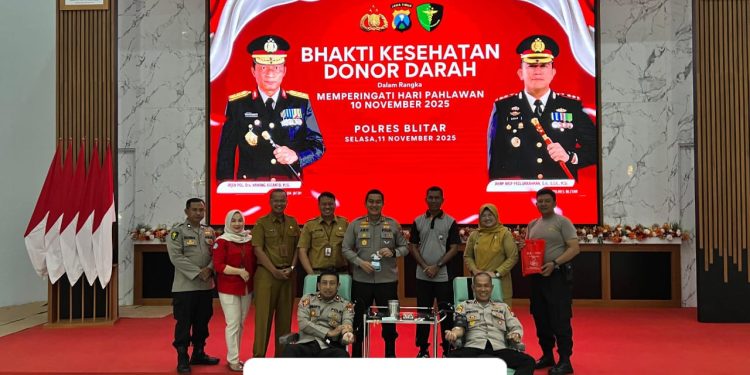 Polres Blitar Wujudkan Semangat Kemanusiaan Melalui Bhakti Kesehatan Donor Darah Hari Pahlawan 10 November 2025